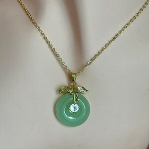 🔥 Mint Green Pendant Necklace with Zirconia